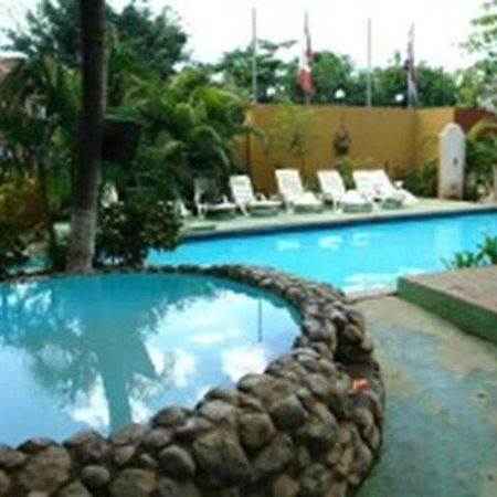 El Milagro Hotel Тамариндо Екстериор снимка